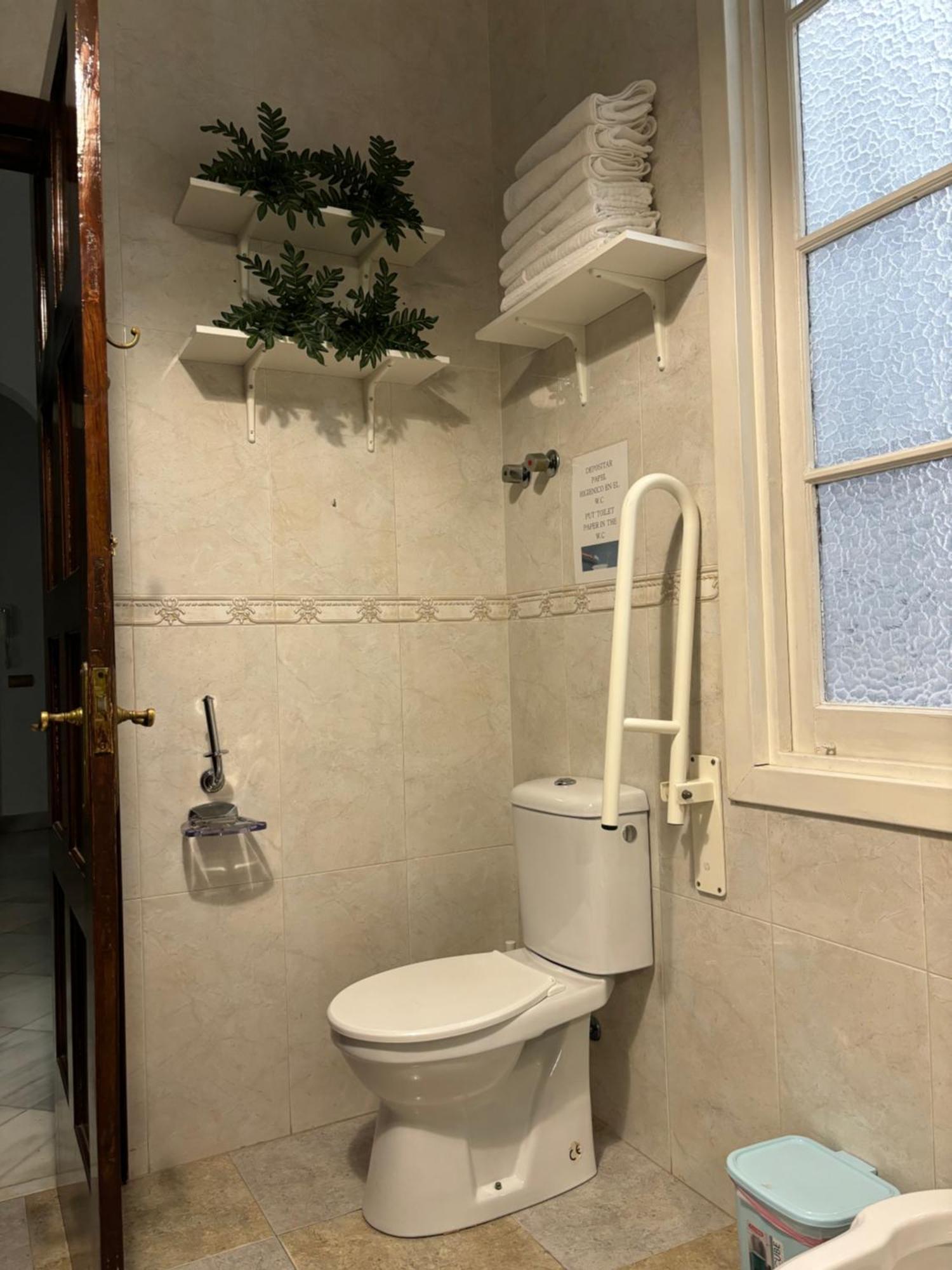 Apartamento en el Centro histórico de Málaga Esterno foto
